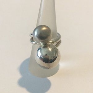 Sterling silver ball ring